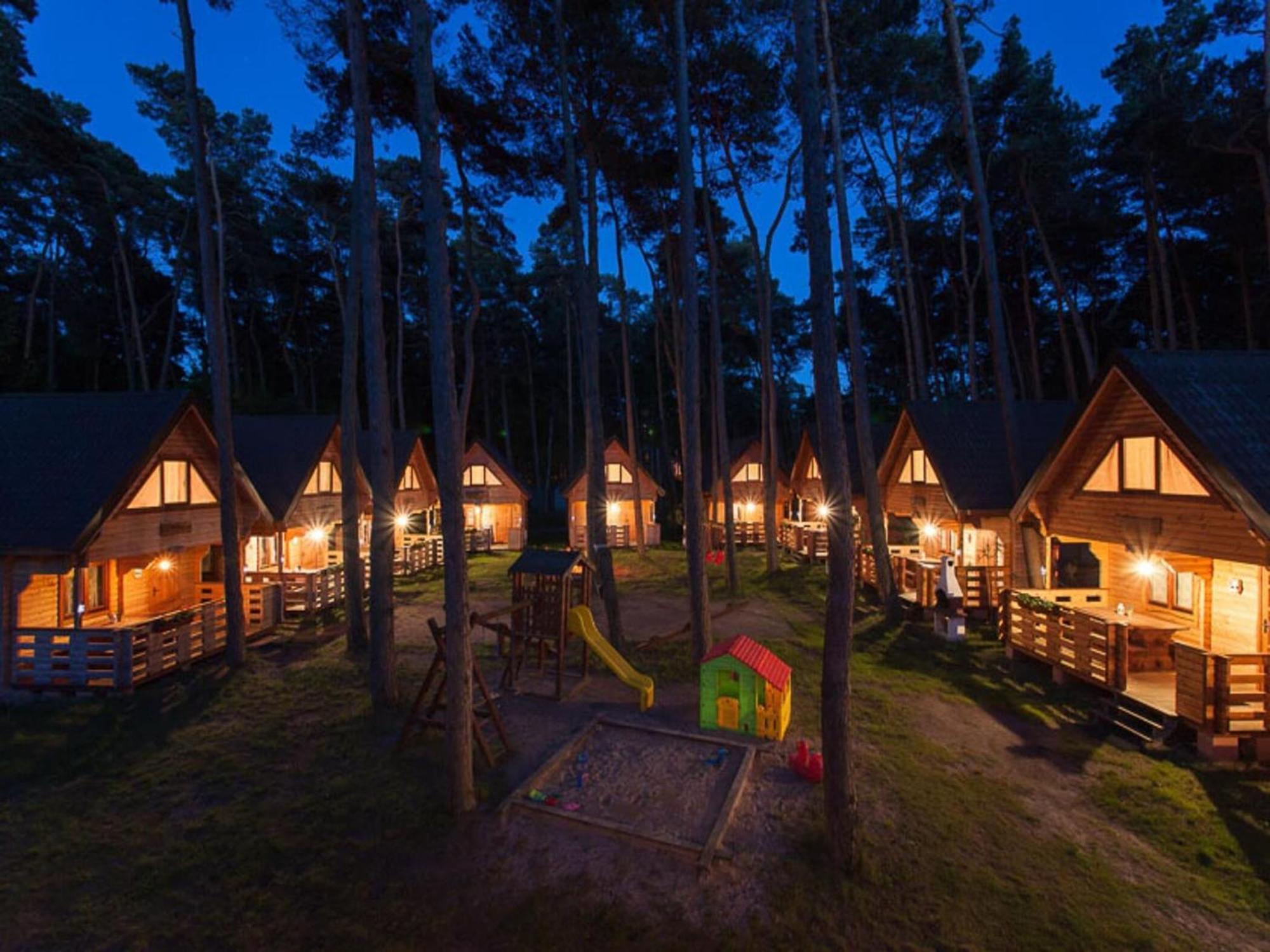 Spacious Holiday Homes Near The Beach In Pobierowo Eksteriør billede